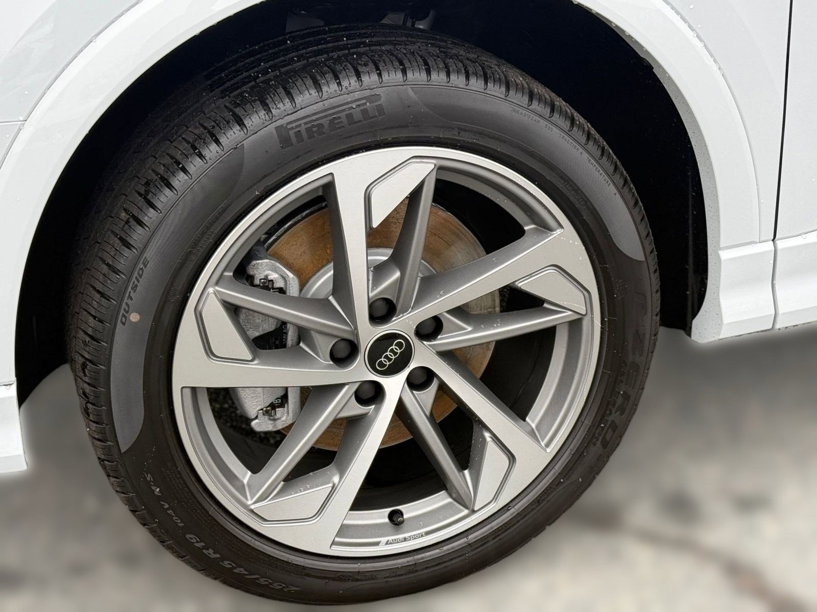 New 2025 Audi Q3 2.0T Premium image 11