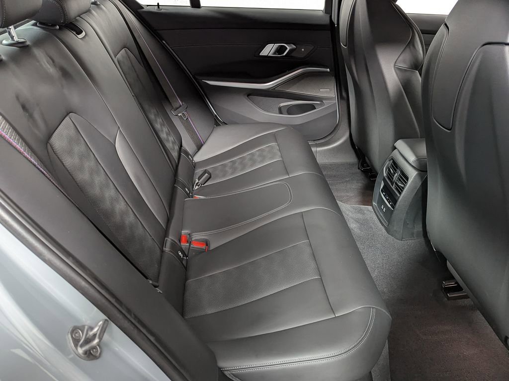 Used 2021 BMW M3 Competition image 43