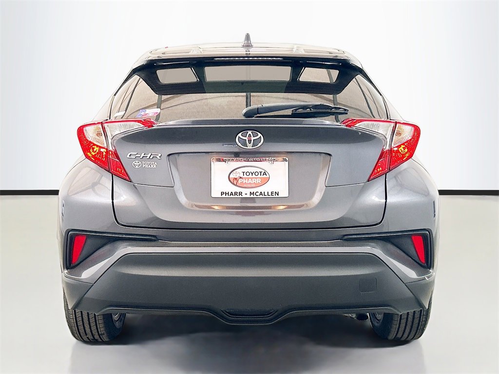 Used 2021 Toyota C-HR LE image 5