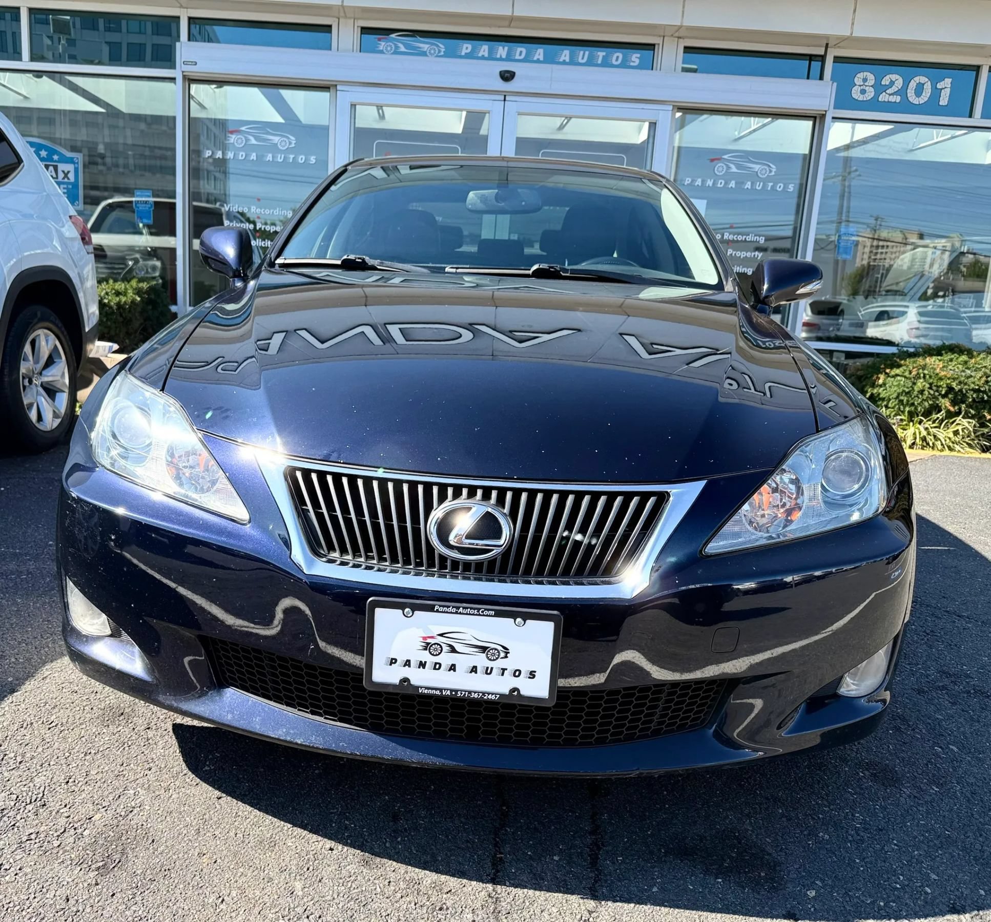 Used 2010 Lexus IS 250 AWD w/ Preferred Accessory Package image 2