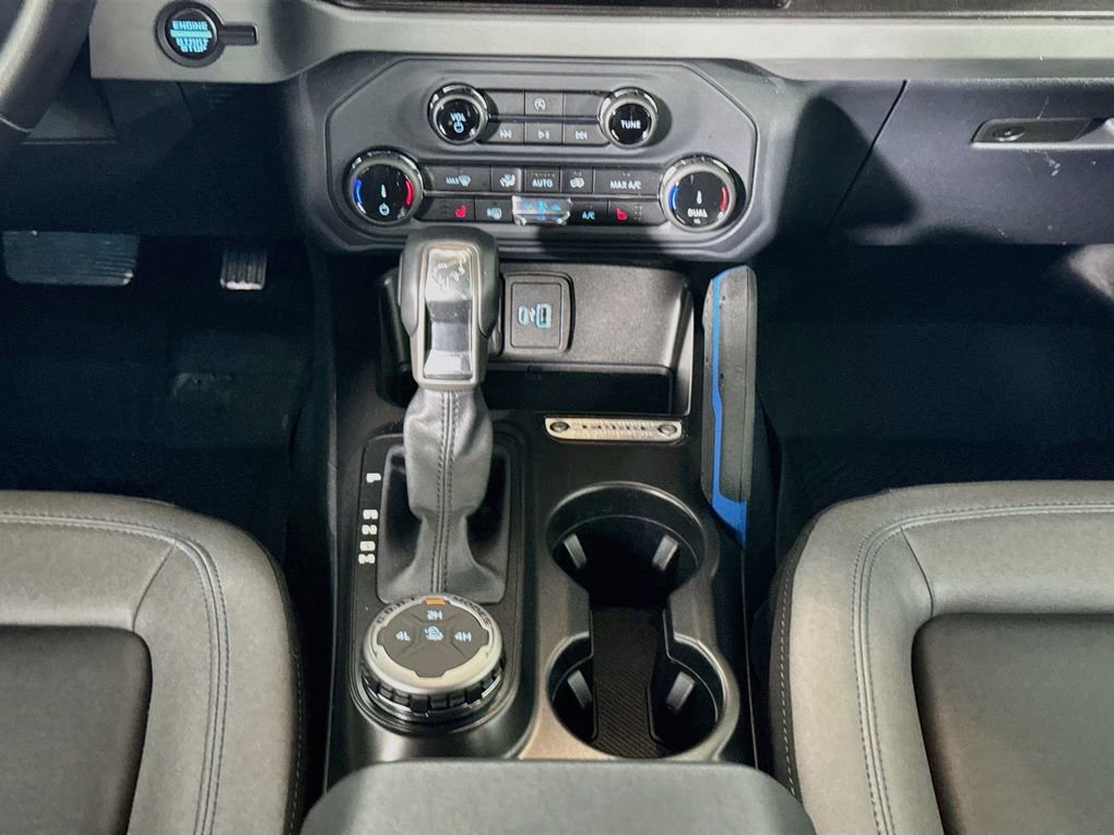 Used 2022 Ford Bronco Black Diamond image 40