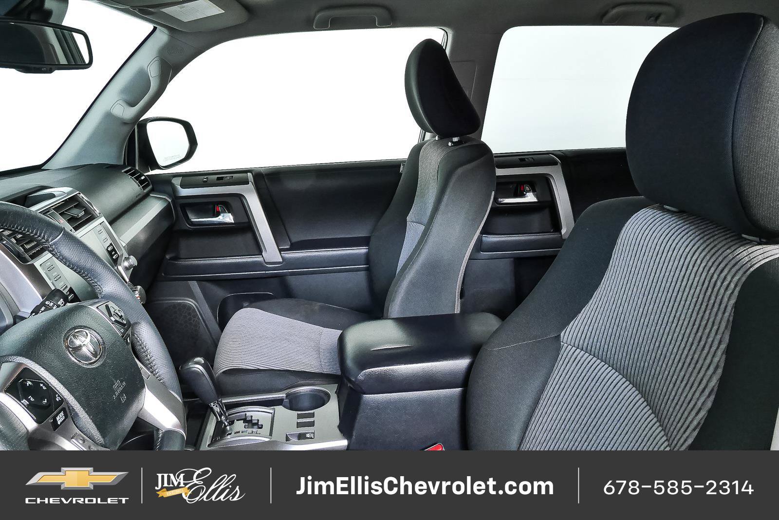Used 2021 Toyota 4Runner SR5 AWD/4WD image 5