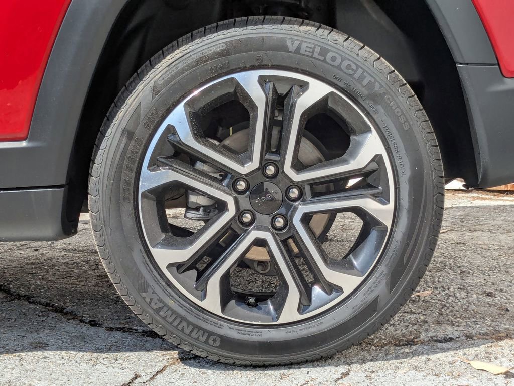 Used 2023 Jeep Compass Limited image 9