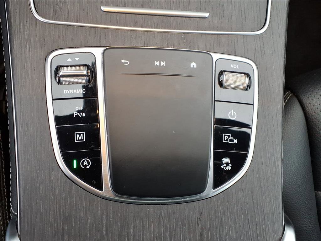 Used 2020 Mercedes-Benz GLC 300 image 23