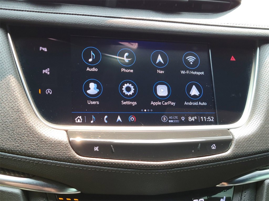 Certified 2022 Cadillac XT5 Sportv w/ LPO, ONYX Package image 19