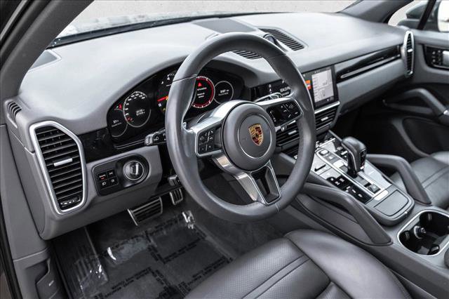 Used 2019 Porsche Cayenne S image 10