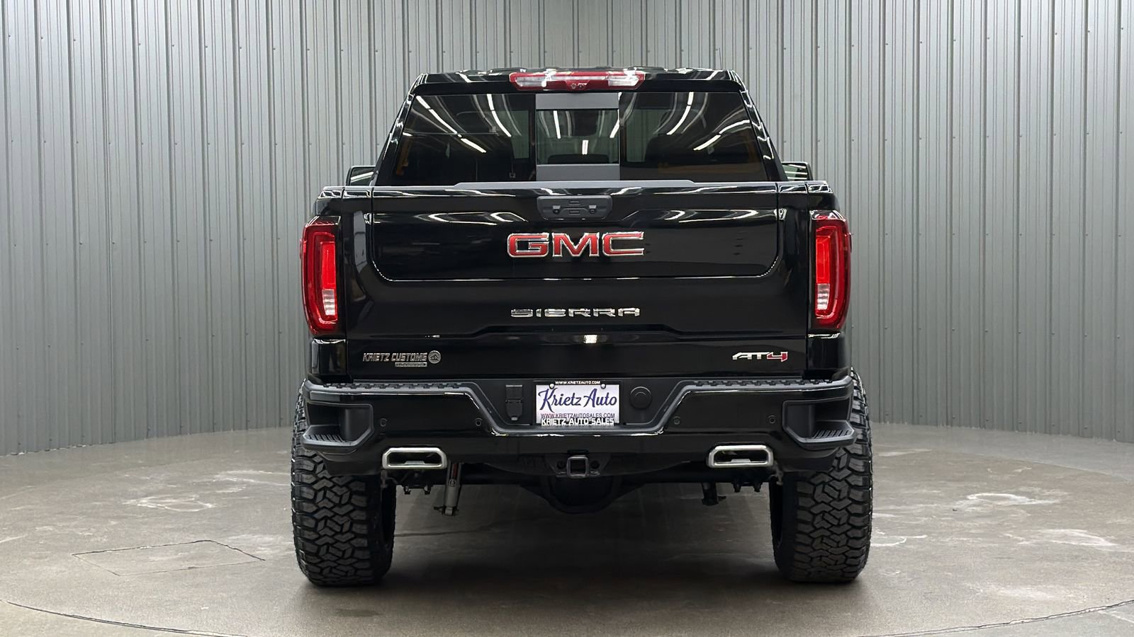 Used 2025 GMC Sierra 1500 AT4 w/ Technology Package image 4