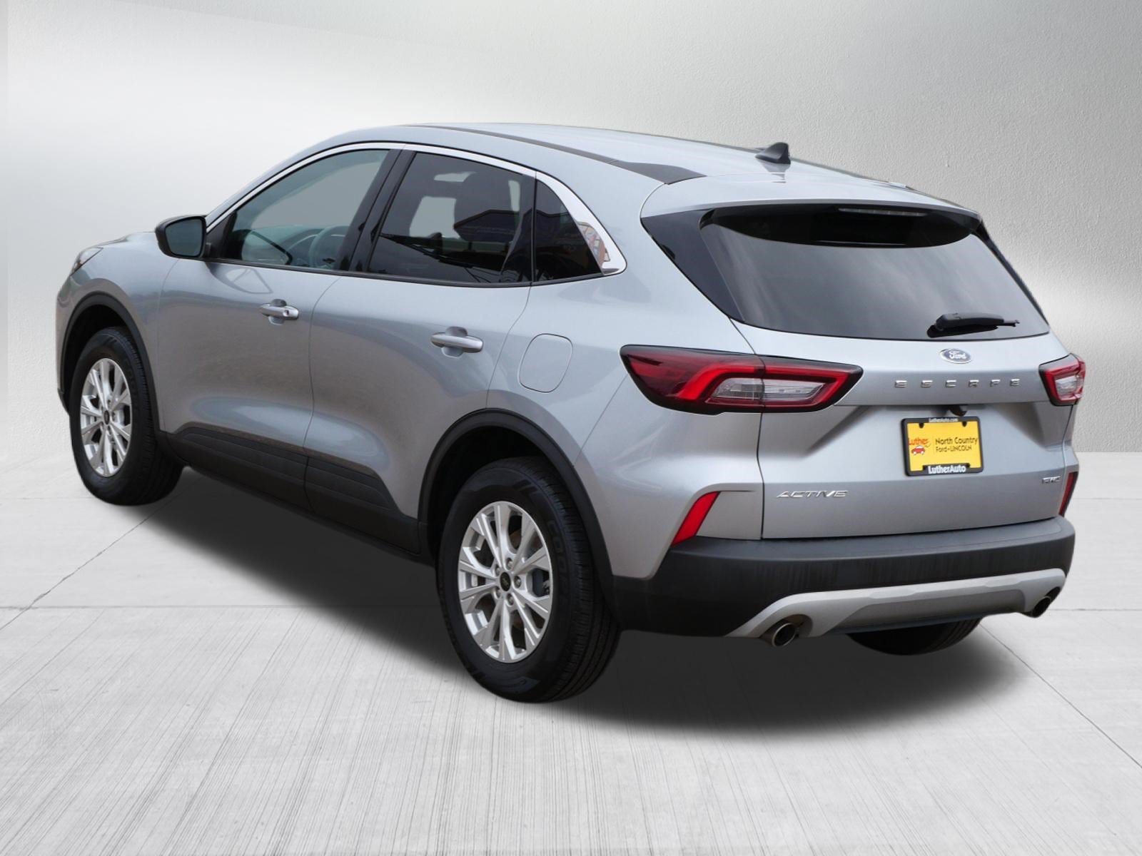 Used 2024 Ford Escape Active AWD/4WD image 5