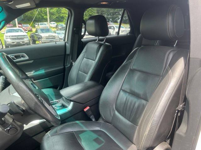 Used 2015 Ford Explorer Sport w/ Equipment Group 401A AWD/4WD image 12