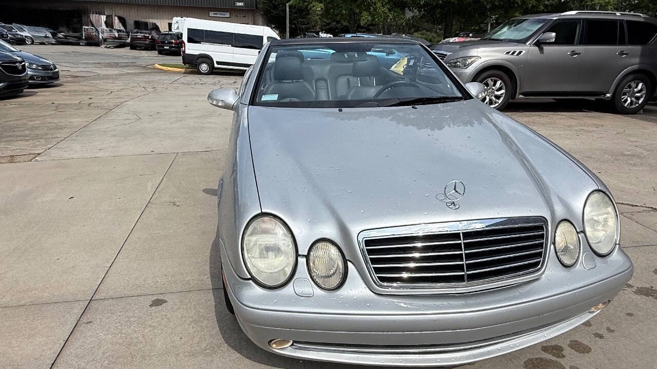 Used 2000 Mercedes-Benz CLK 430 Cabriolet image 9