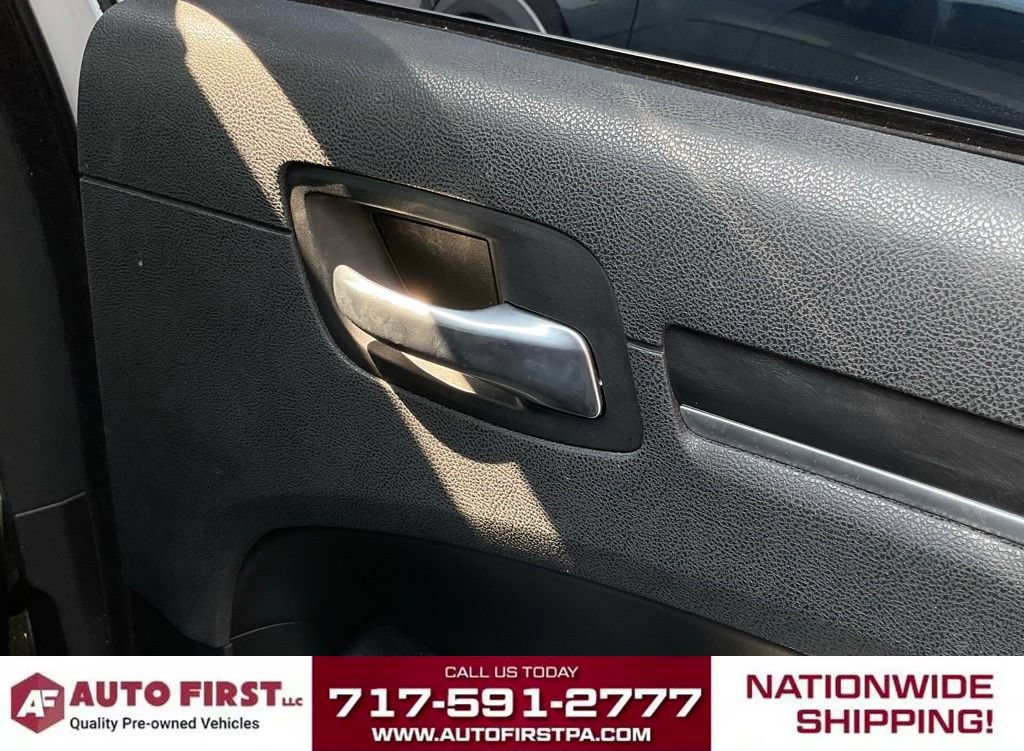 Used 2019 Chrysler 300 Touring w/ Sport Appearance Package RWD image 10