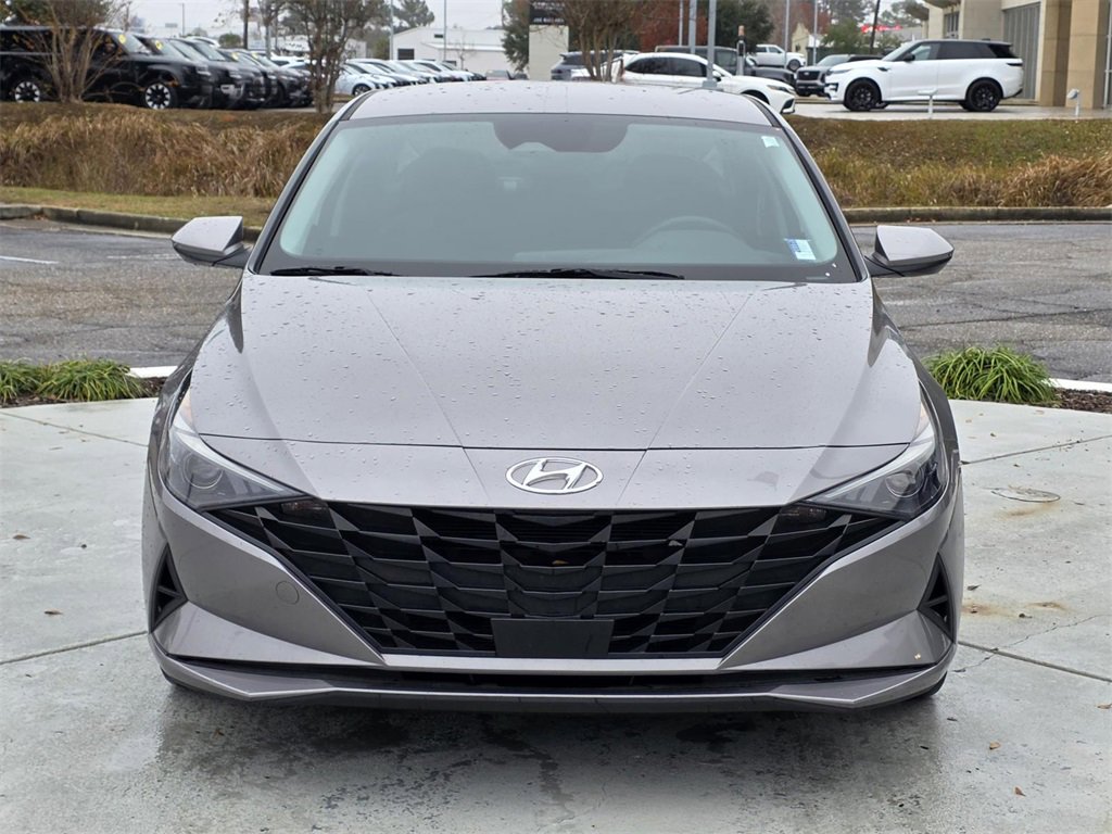 Used 2023 Hyundai Elantra SEL w/ Convenience Package image 2