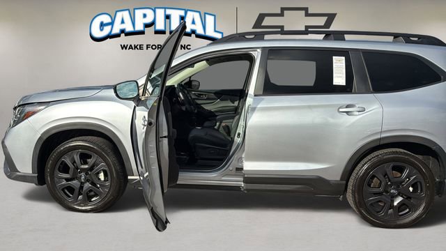 Used 2024 Subaru Ascent Onyx Edition image 13