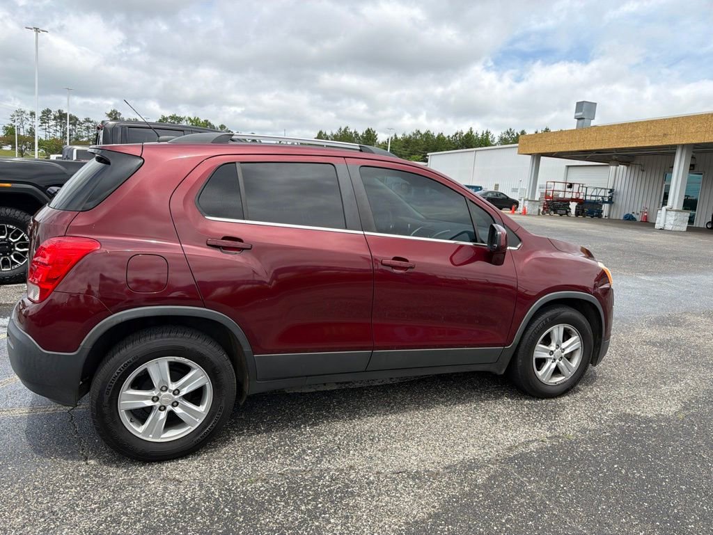 Used 2016 Chevrolet Trax LT FWD image 5