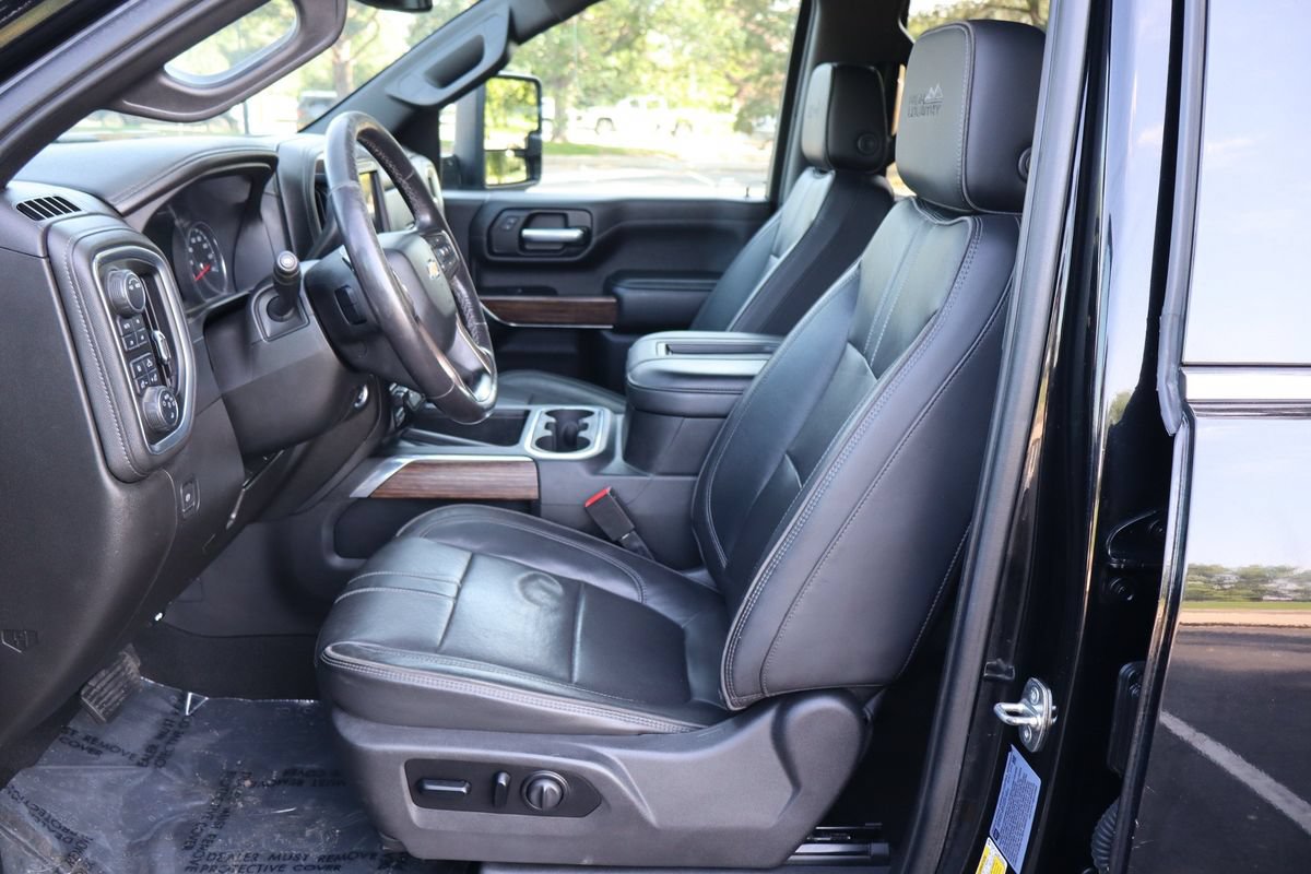 Used 2022 Chevrolet Silverado 3500 High Country w/ Safety Package II AWD/4WD image 19