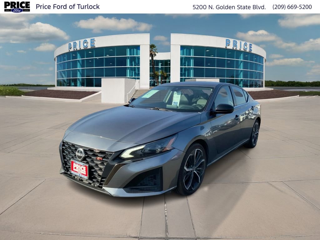 Used 2023 Nissan Altima 2.5 SR