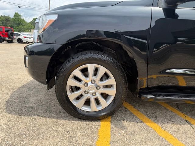 Used 2018 Toyota Sequoia Platinum AWD/4WD image 4