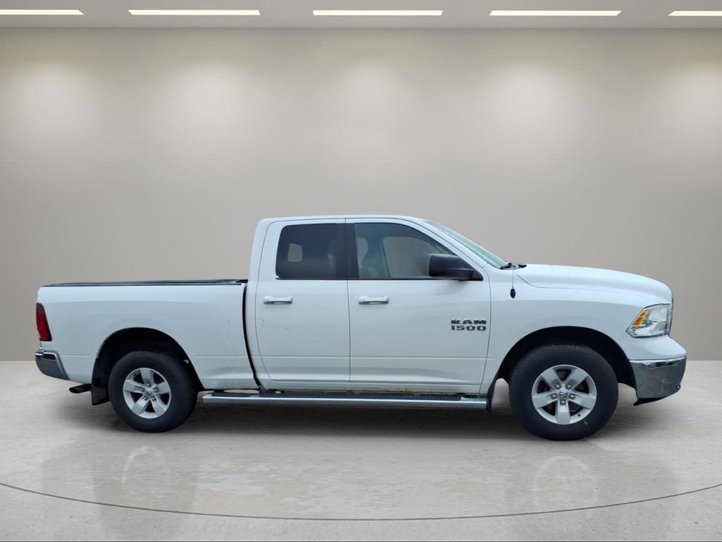 Used 2018 RAM 1500 Classic SLT AWD/4WD image 2