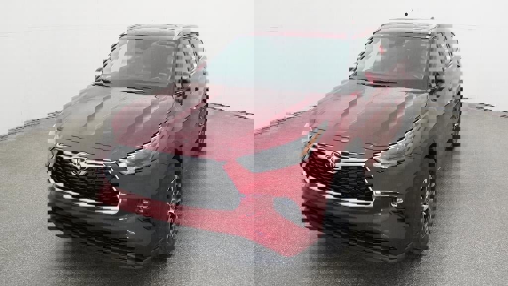 New 2026 Toyota Highlander XLE image 16