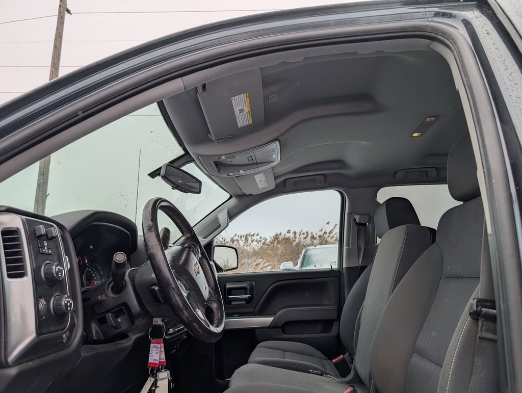 Used 2019 Chevrolet Silverado 1500 LT w/ All Star Edition image 9