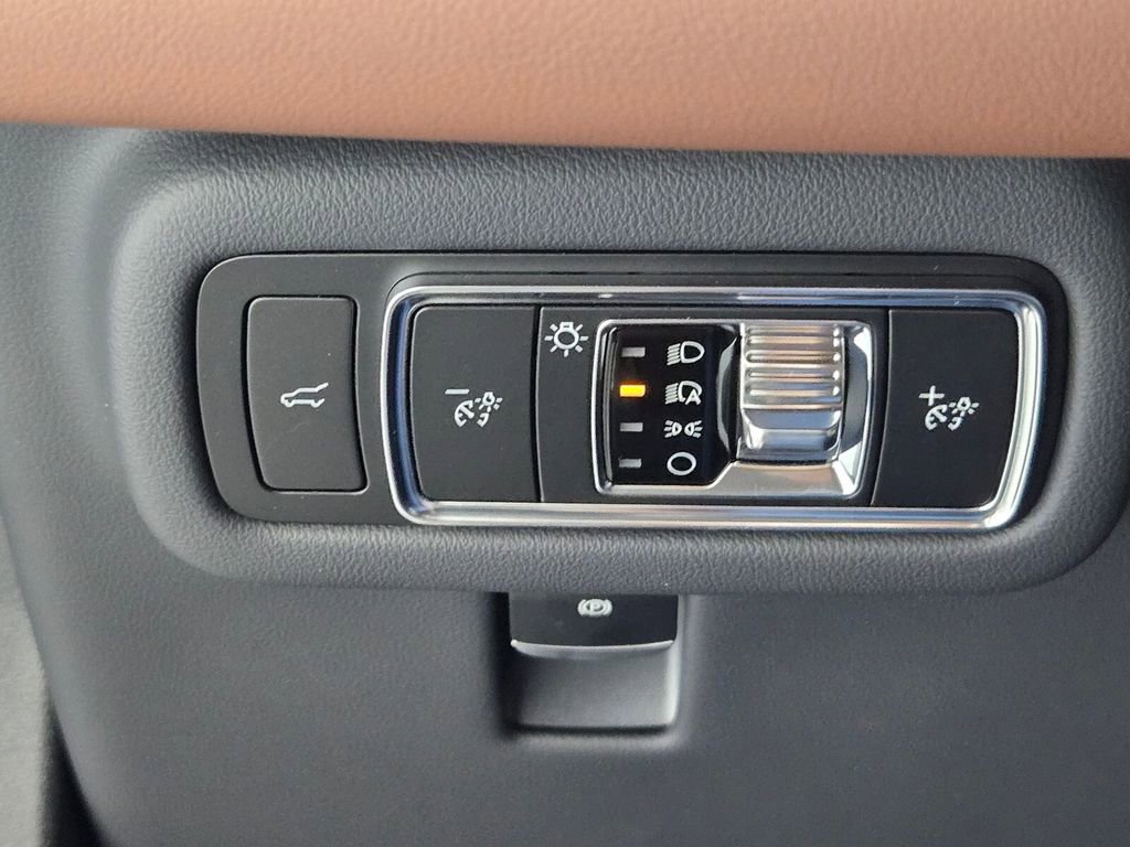 New 2026 Lincoln Nautilus Reserve image 18