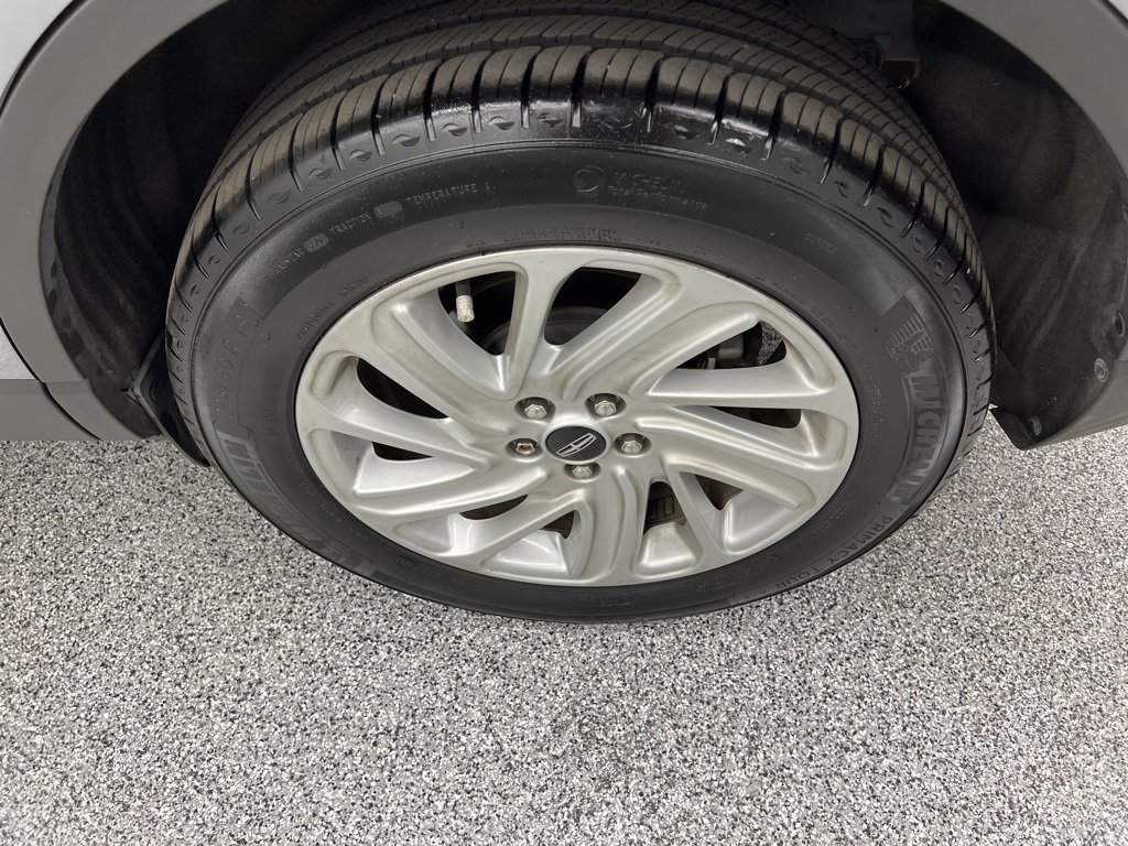 Used 2023 Lincoln Corsair FWD image 8