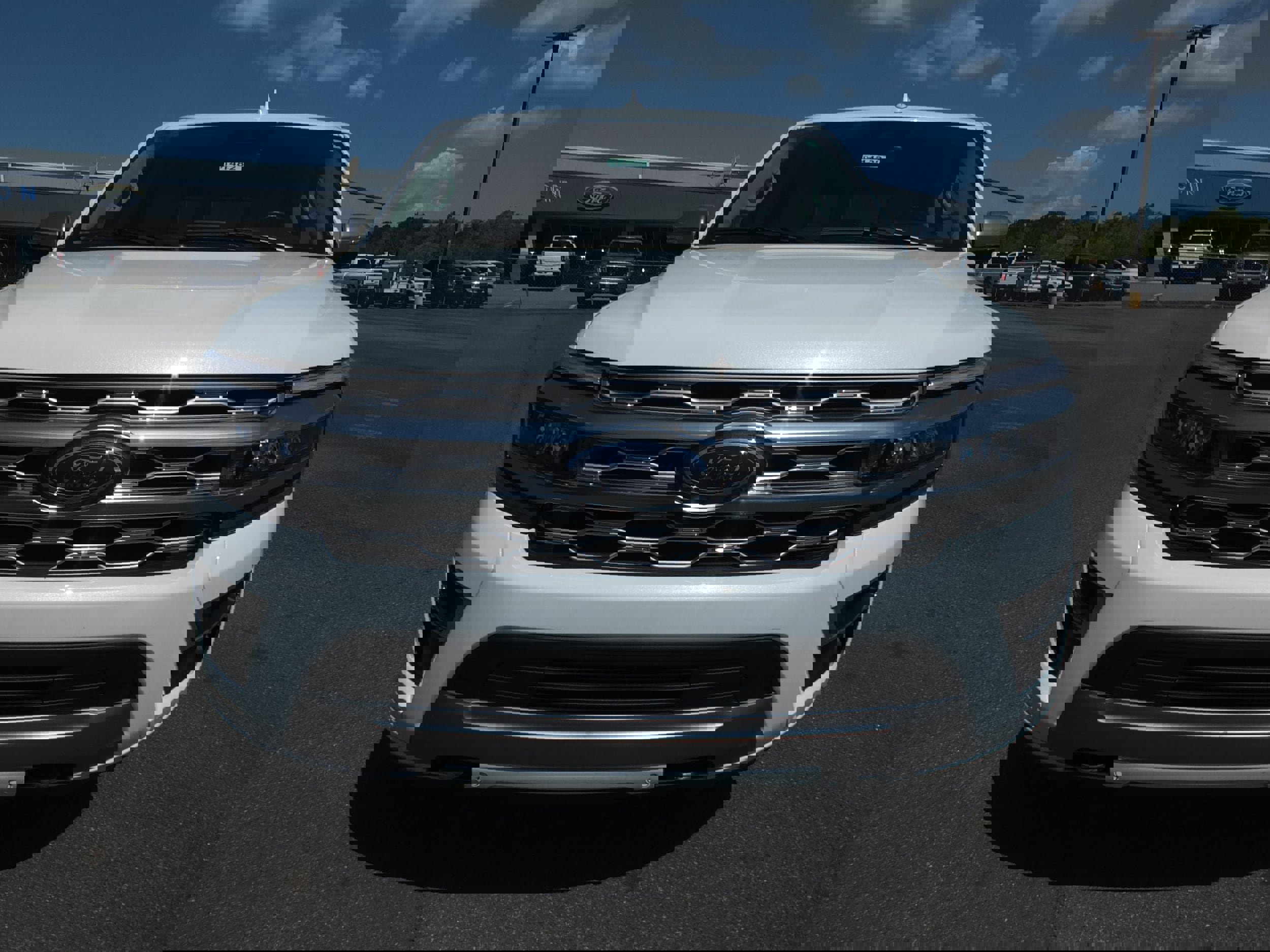 Used 2023 Ford Expedition Platinum AWD/4WD image 8