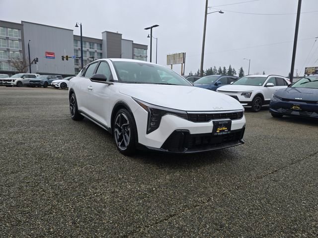New 2025 Kia K4 GT-Line image 7