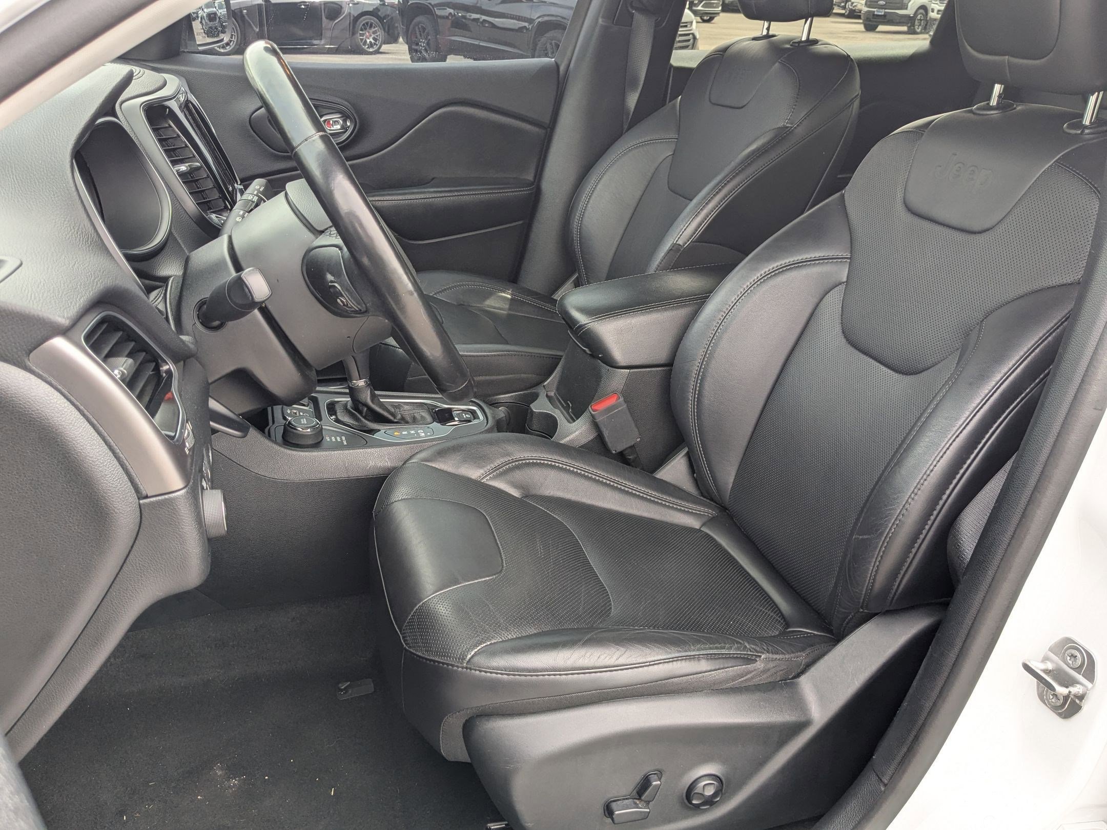 Used 2020 Jeep Cherokee Limited AWD/4WD image 24
