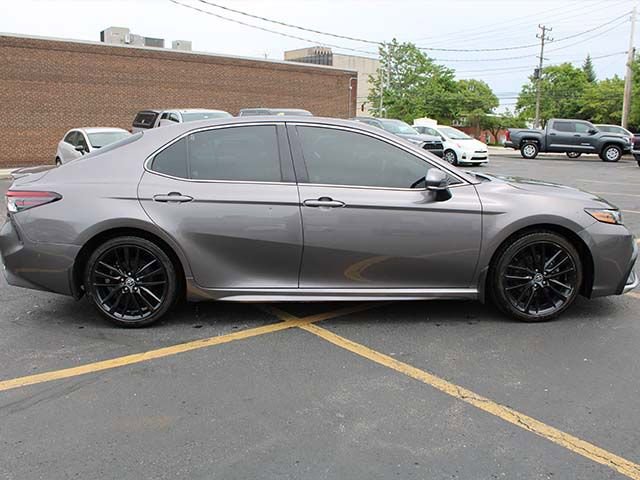 Certified 2021 Toyota Camry XSE FWD image 5