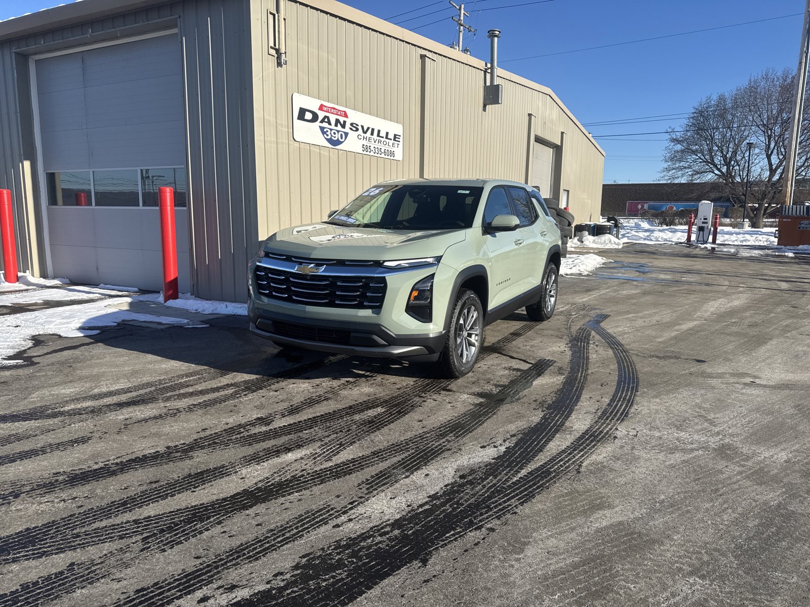 New 2026 Chevrolet Equinox LT image 4