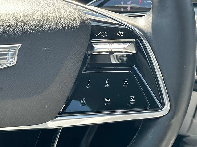 Certified 2024 Cadillac Lyriq Luxury RWD image 7