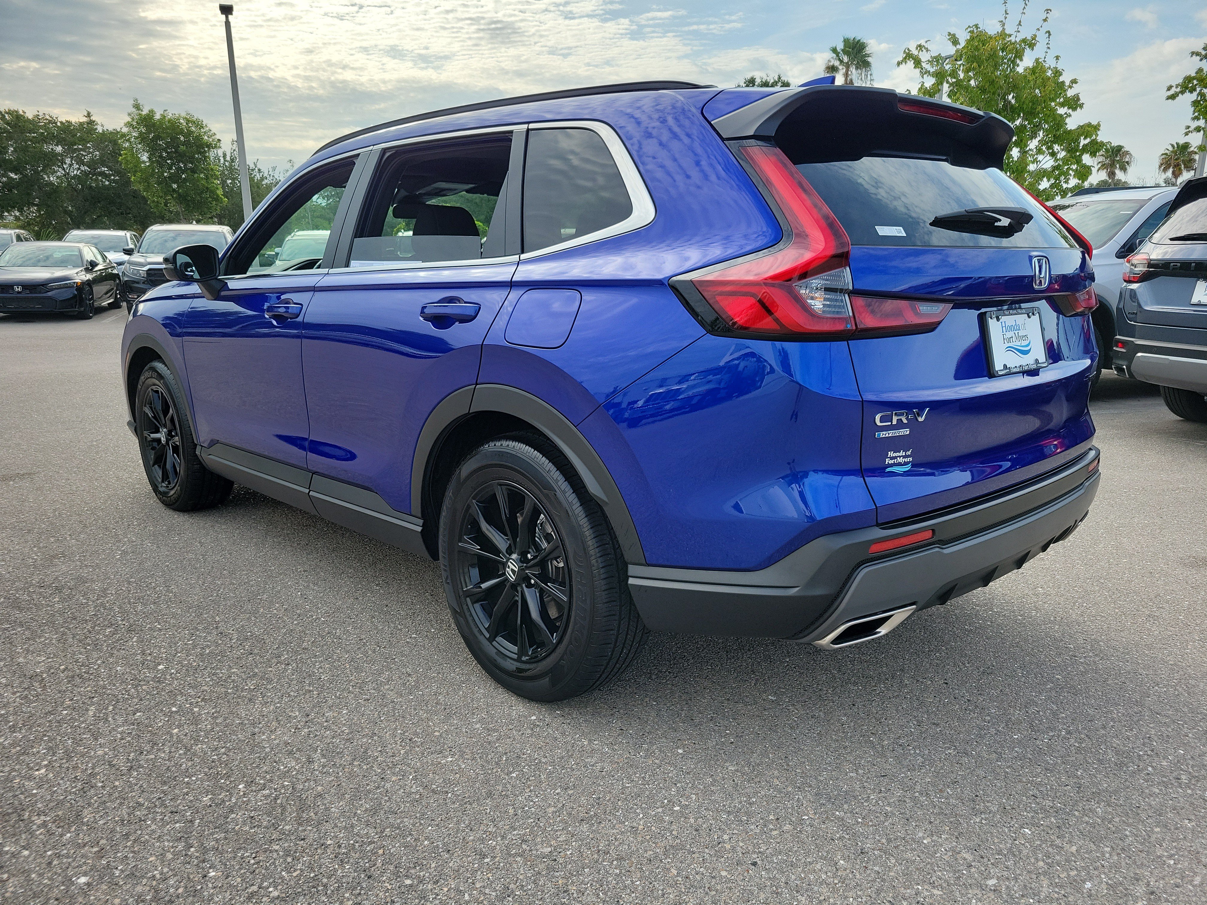 Used 2025 Honda CR-V Sport image 4