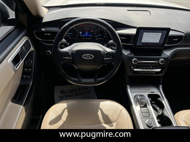 Used 2020 Ford Explorer XLT w/ Equipment Group 202A AWD/4WD image 24