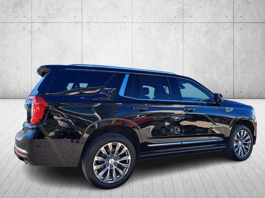 Used 2021 GMC Yukon Denali w/ Denali Premium Package image 5