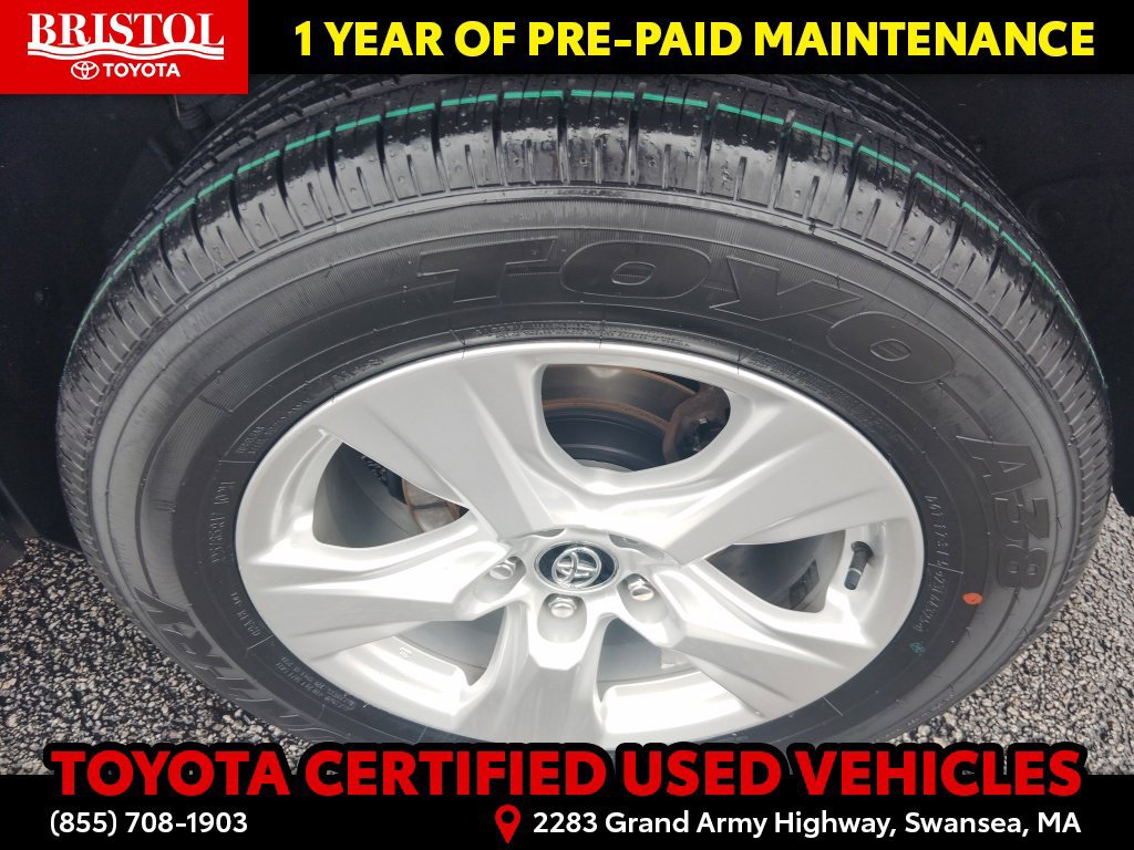 Certified 2021 Toyota RAV4 XLE w/ Convenience Package AWD/4WD image 12