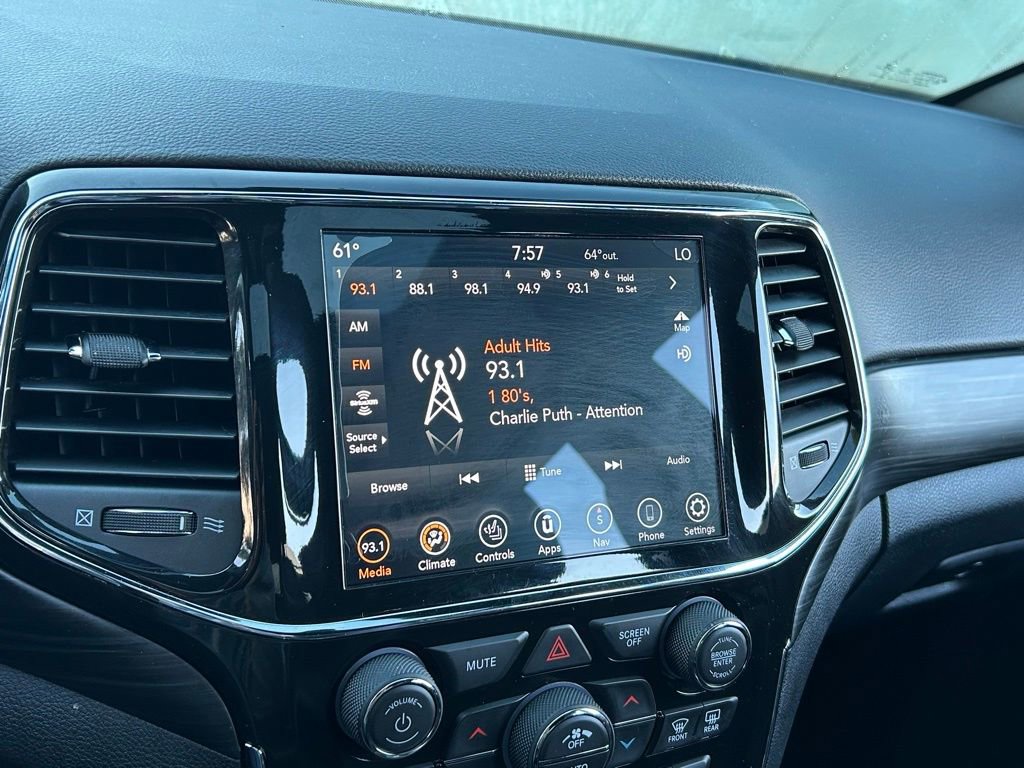 Certified 2021 Jeep Grand Cherokee Laredo X image 49