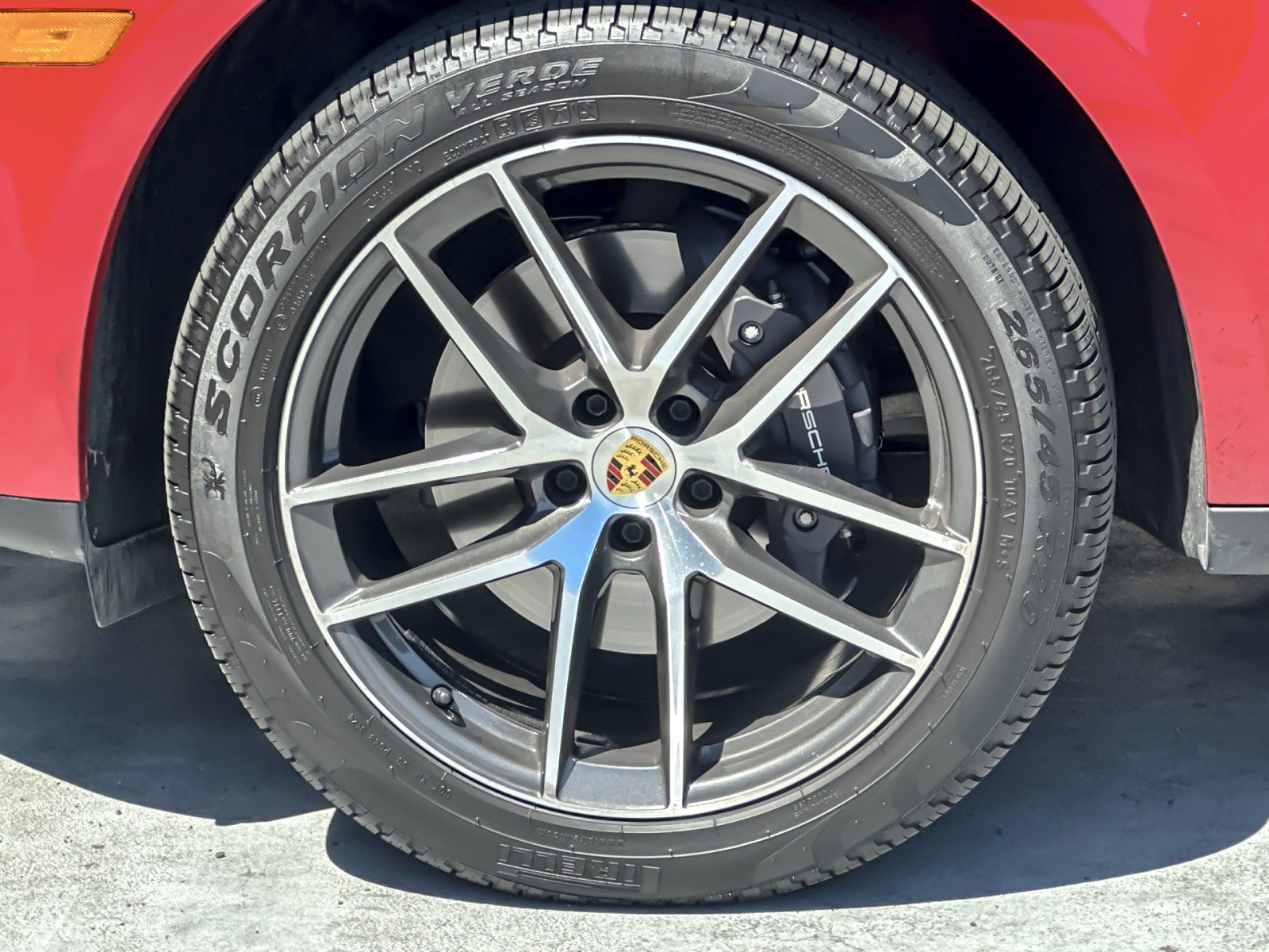 Certified 2025 Porsche Macan image 26