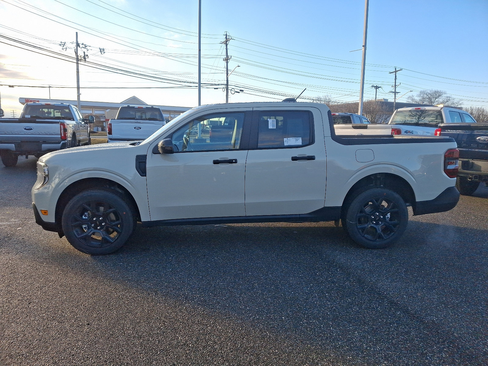 New 2025 Ford Maverick XLT w/ XLT Luxury Package AWD/4WD image 4