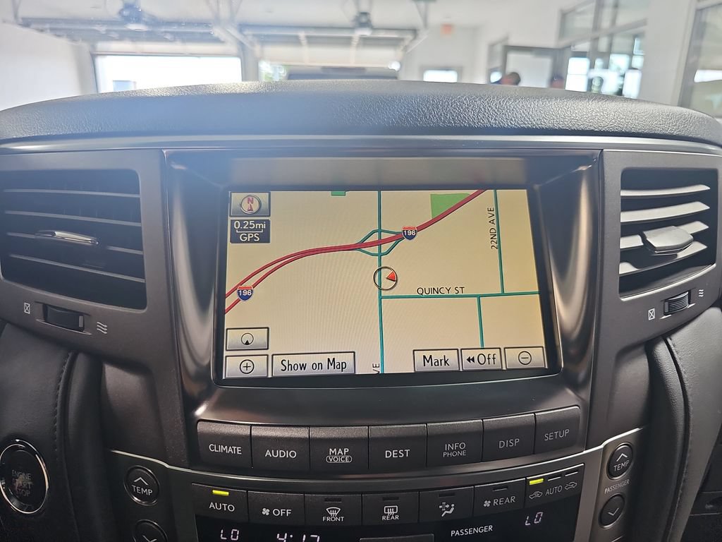 Used 2010 Lexus LX 570 4WD w/ Luxury Pkg image 29