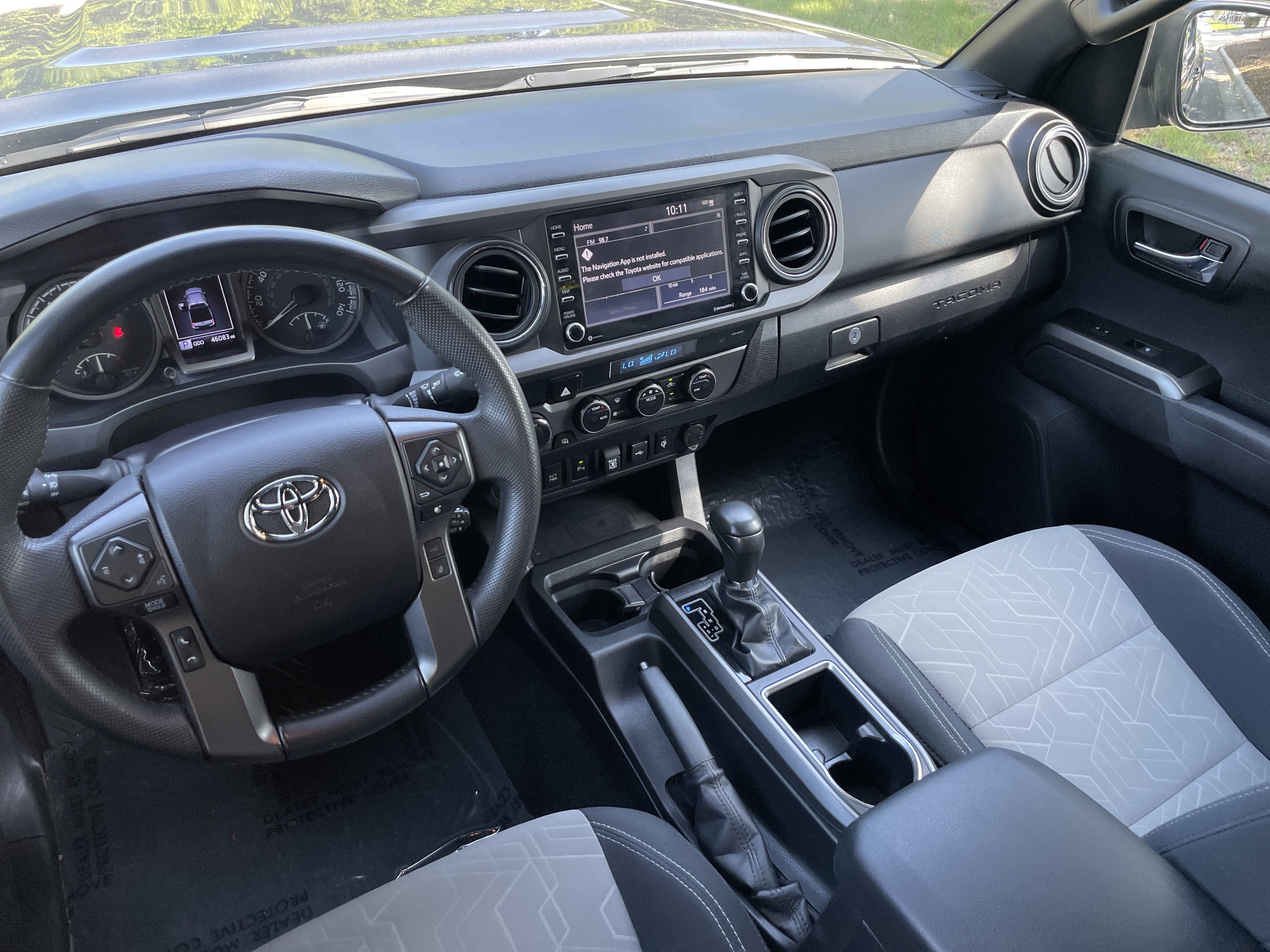 Used 2022 Toyota Tacoma TRD Sport w/ Technology Package AWD/4WD image 5