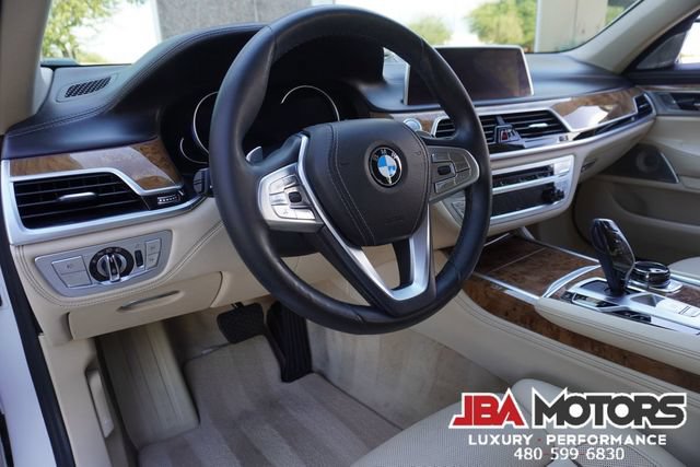 Used 2018 BMW 750i RWD image 91