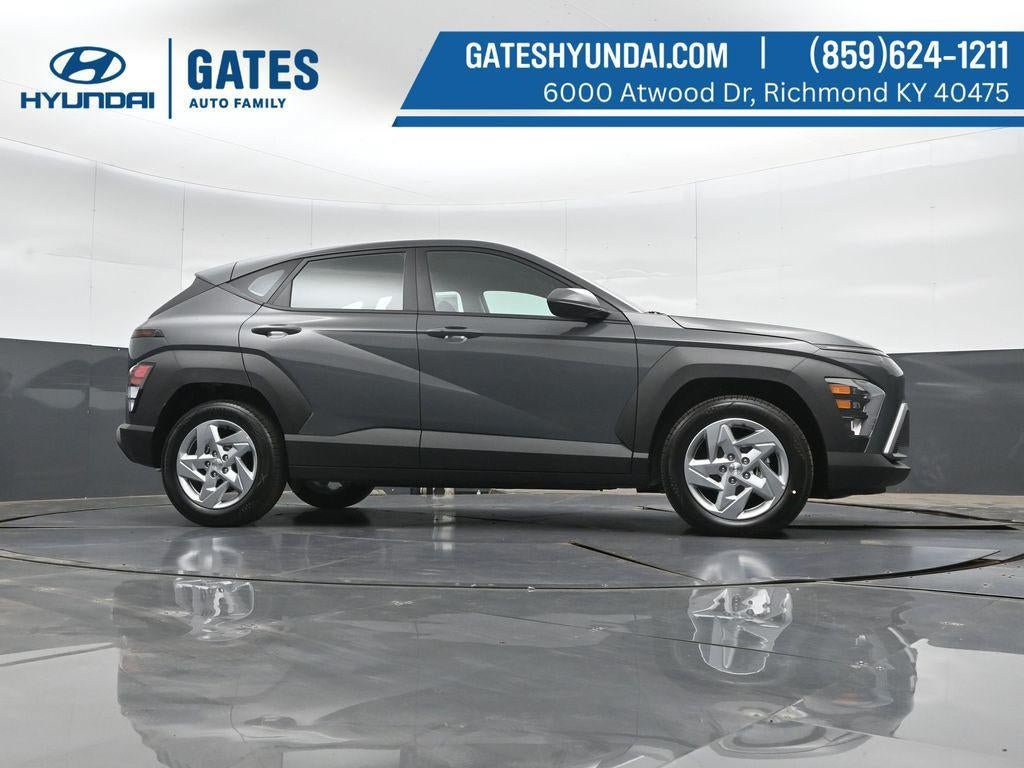 New 2027 Hyundai Kona SE FWD image 37