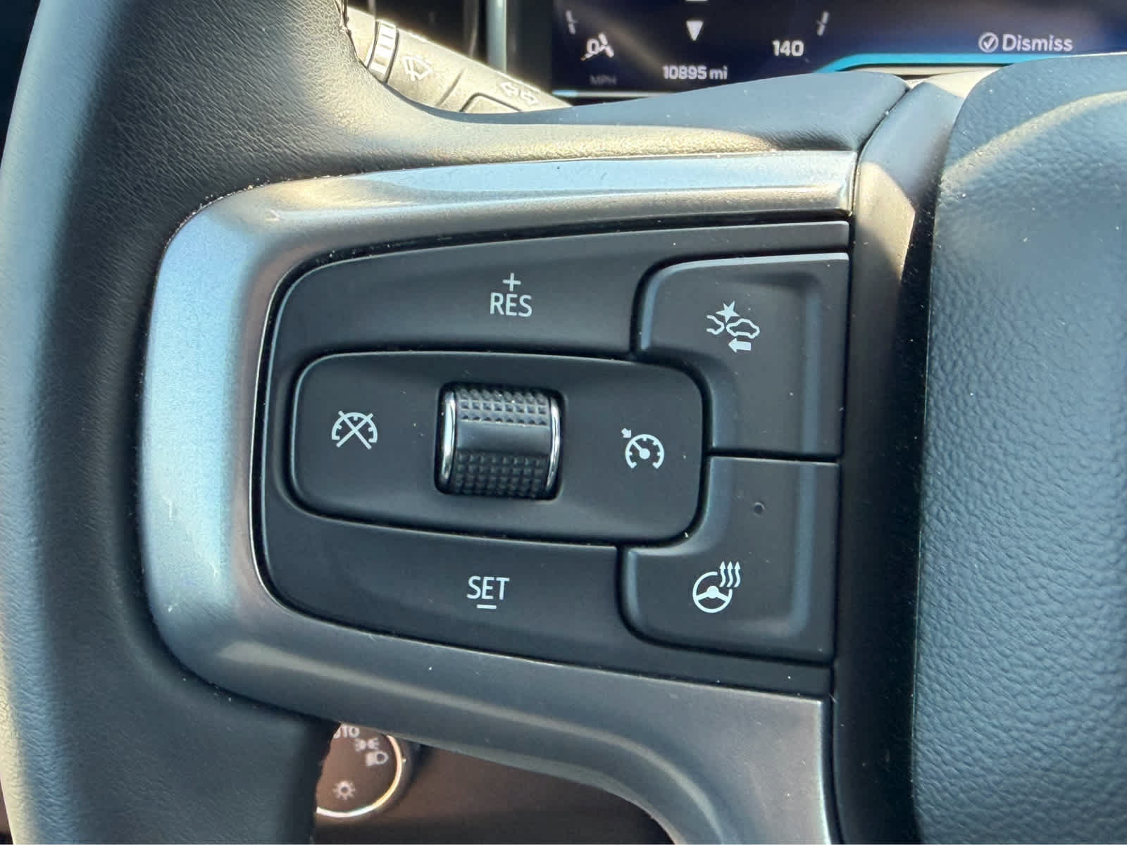 Used 2024 Chevrolet Silverado 1500 LT AWD/4WD image 12