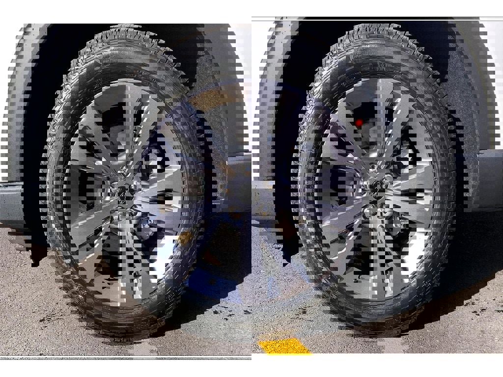 New 2026 Ford Explorer Active w/ Active Comfort Package image 13