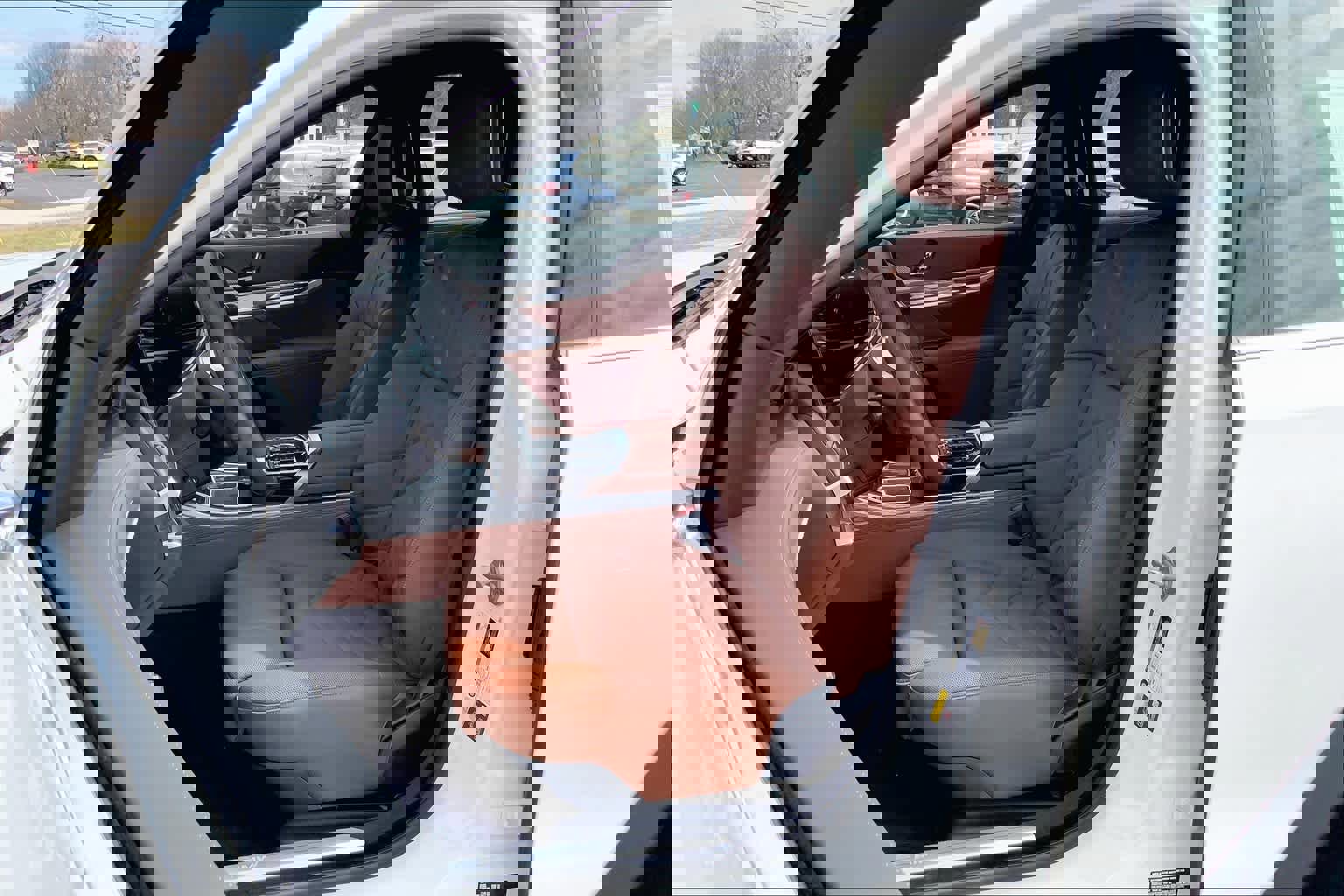 Certified 2024 BMW i7 xDrive60 w/ Premium Package 2 image 9