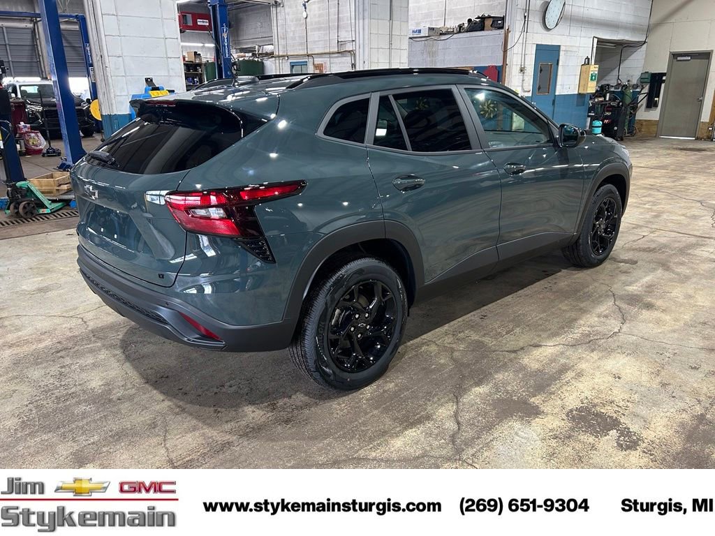 New 2026 Chevrolet Trax LT w/ Sunroof Package FWD image 10