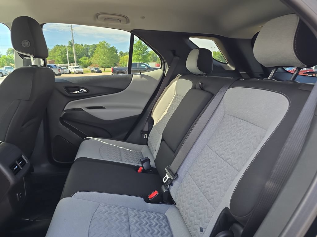 Used 2024 Chevrolet Equinox LS w/ LS Convenience Package FWD image 28