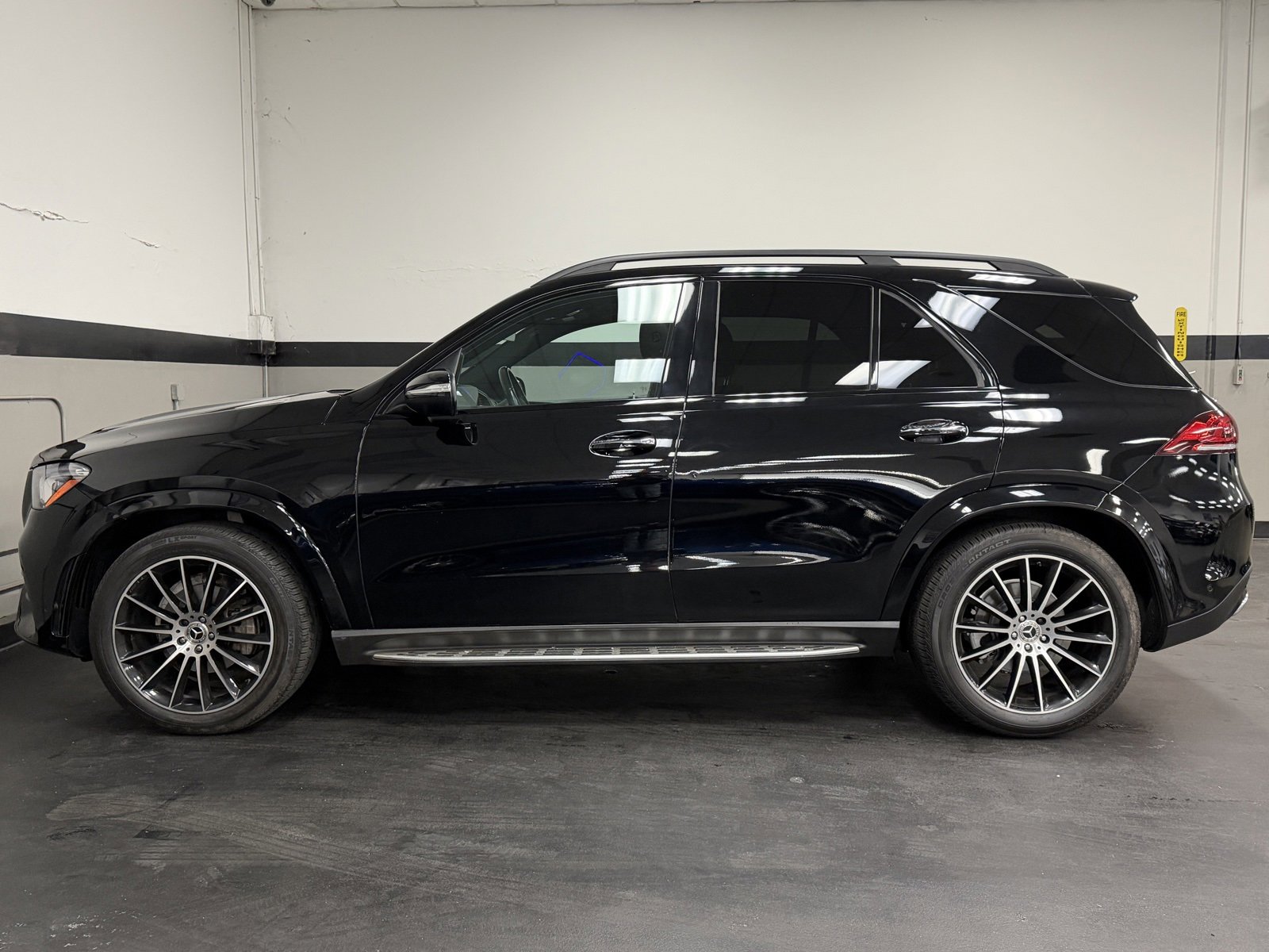 Certified 2021 Mercedes-Benz GLE 350 4MATIC image 9