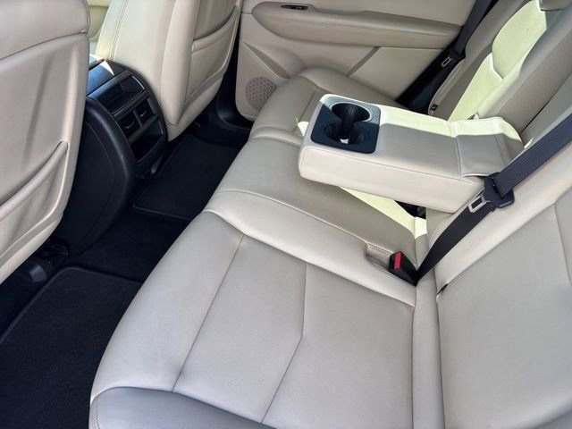 Used 2019 Cadillac XT5 FWD image 29